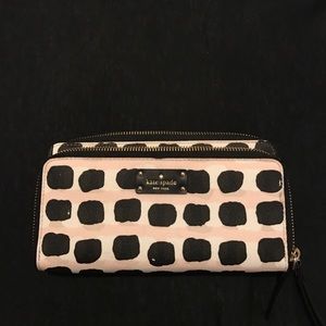 Kate Spade wristlet